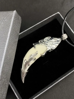 Кулон оберег амулет Настоящий Волчий Клык Зуб Волка талисман