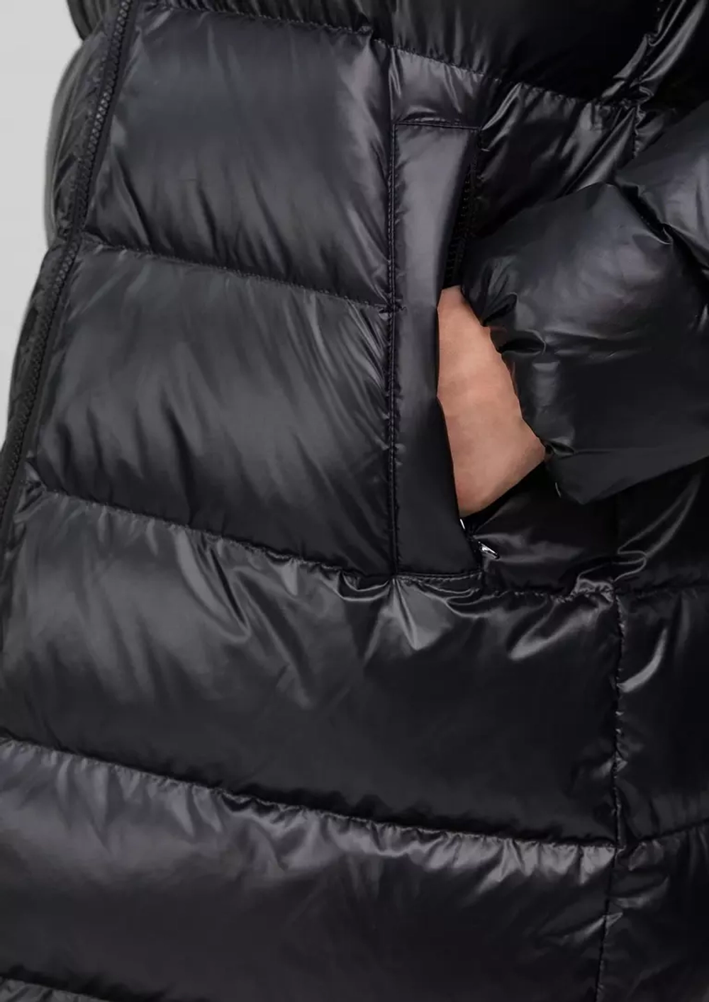 Стеганое пальто с капюшоном наполнитель пух/перо Black Label