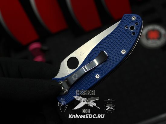 Складной нож Spyderco Tenacious Lightweight 122PSBL c клинком из стали CPM-S35VN, рукоять FRN