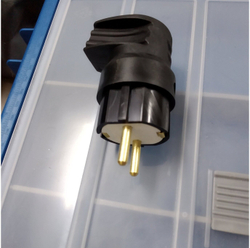 Вилка угловая Bylectrica каучук 2Р+РЕ 1х16А 220-240V В16-416