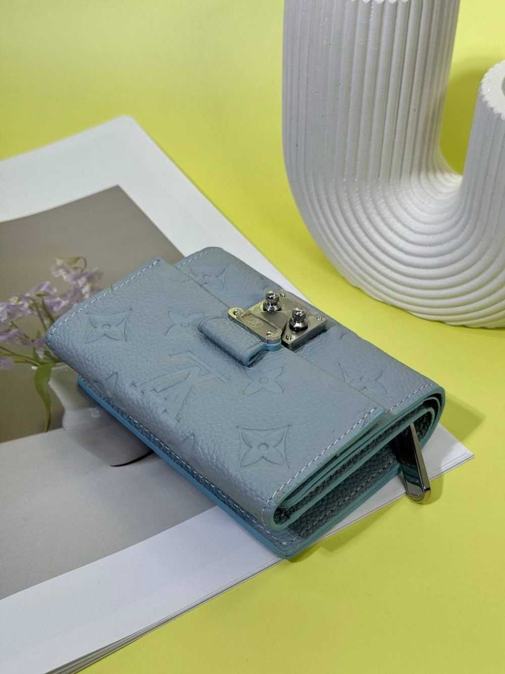 Кошелек Louis Vuitton