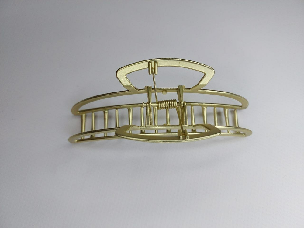 Заколка-краб для волос. Заколка  Классическая для все типов вопрос. Усиленная. Классик. Цвет золото