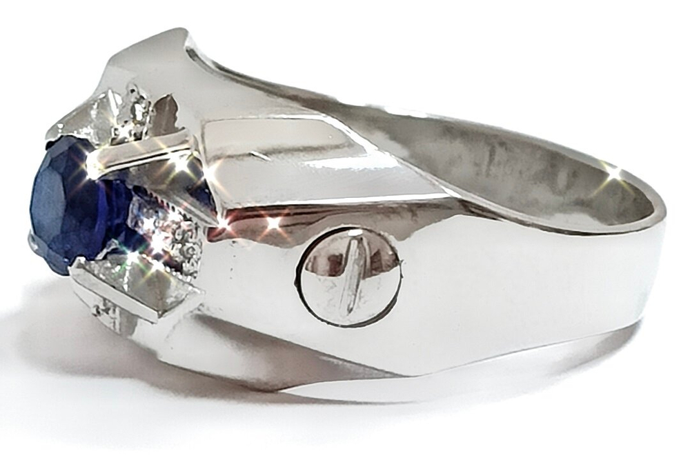 Ювелирное мужское кольцо из серебра 925 пробы