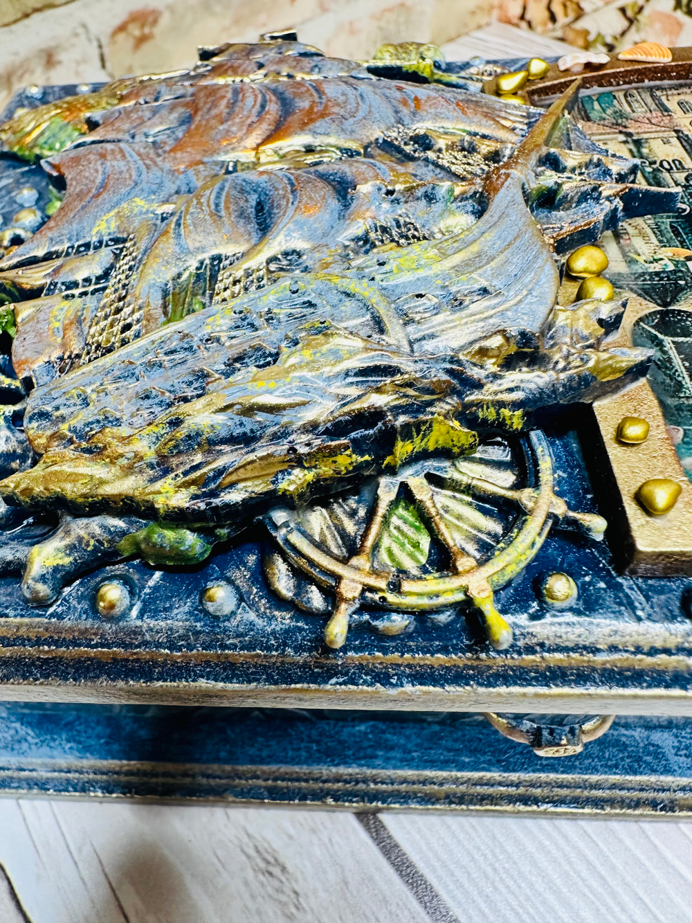 Шкатулка-комод "Затонувший корабль"