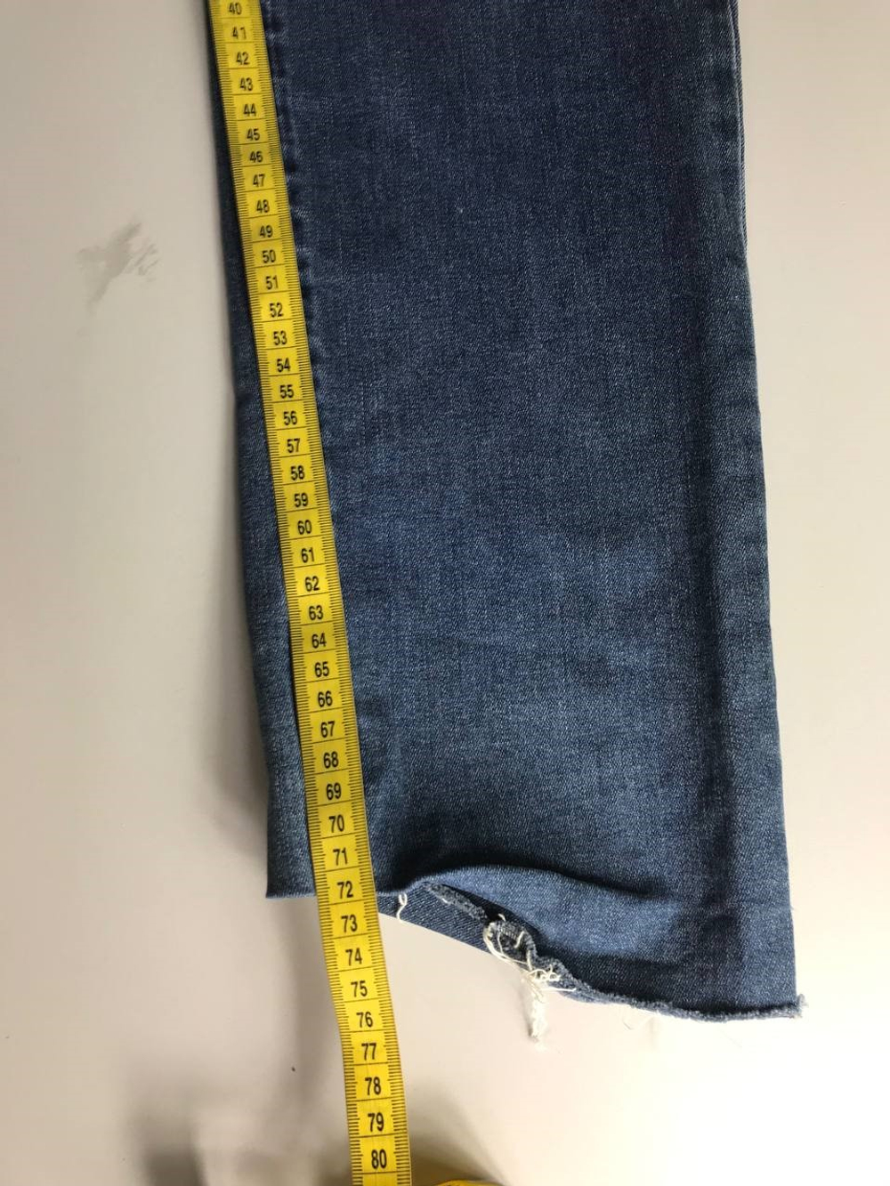 Джинсы свободного кроя, маркировка 34, визуально на 40 размер