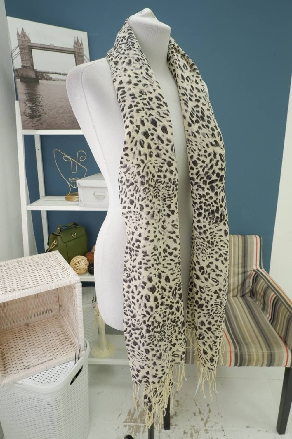 Шарф с гепардовым принтом