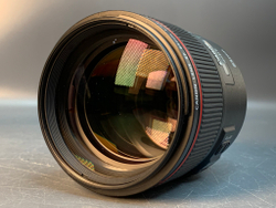 Canon EF 85mm F/1.4L IS USM