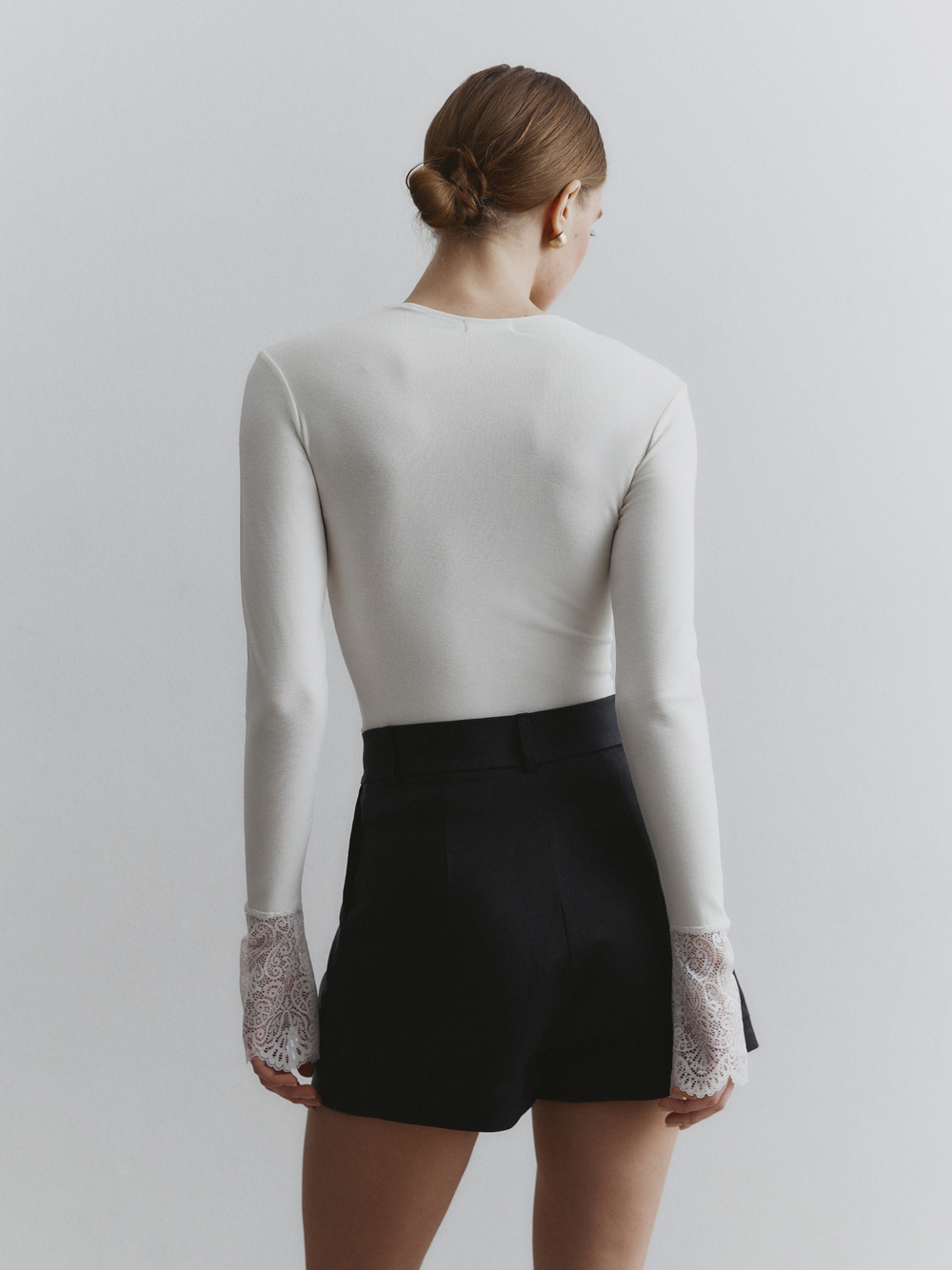 Лонгслив `Муза`, цвет белый