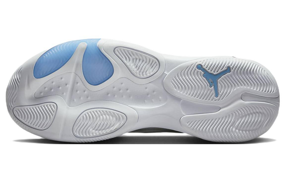 Кроссовки Jordan Max Aura 4