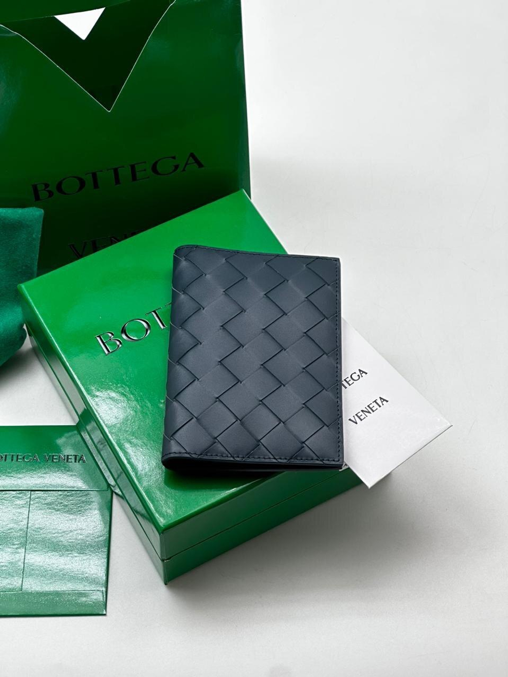 Обложка на паспорт Bottega