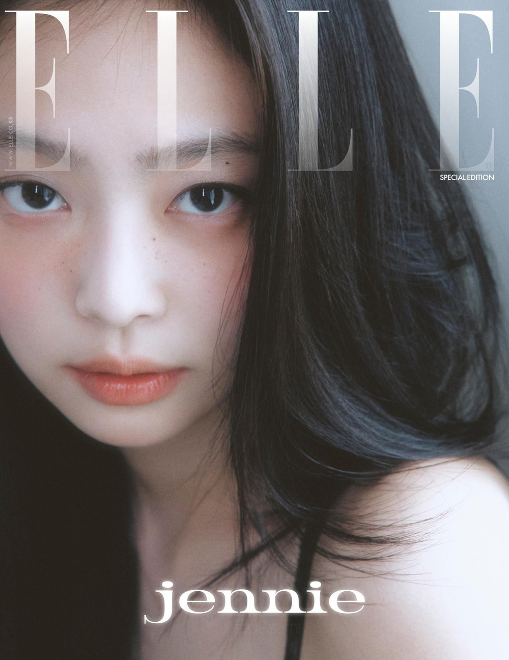публикация ELLE - 2025.08 SPECIAL Edition JENNIE A Type