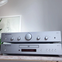 Усилитель Cambridge Audio AXA25 Grey
