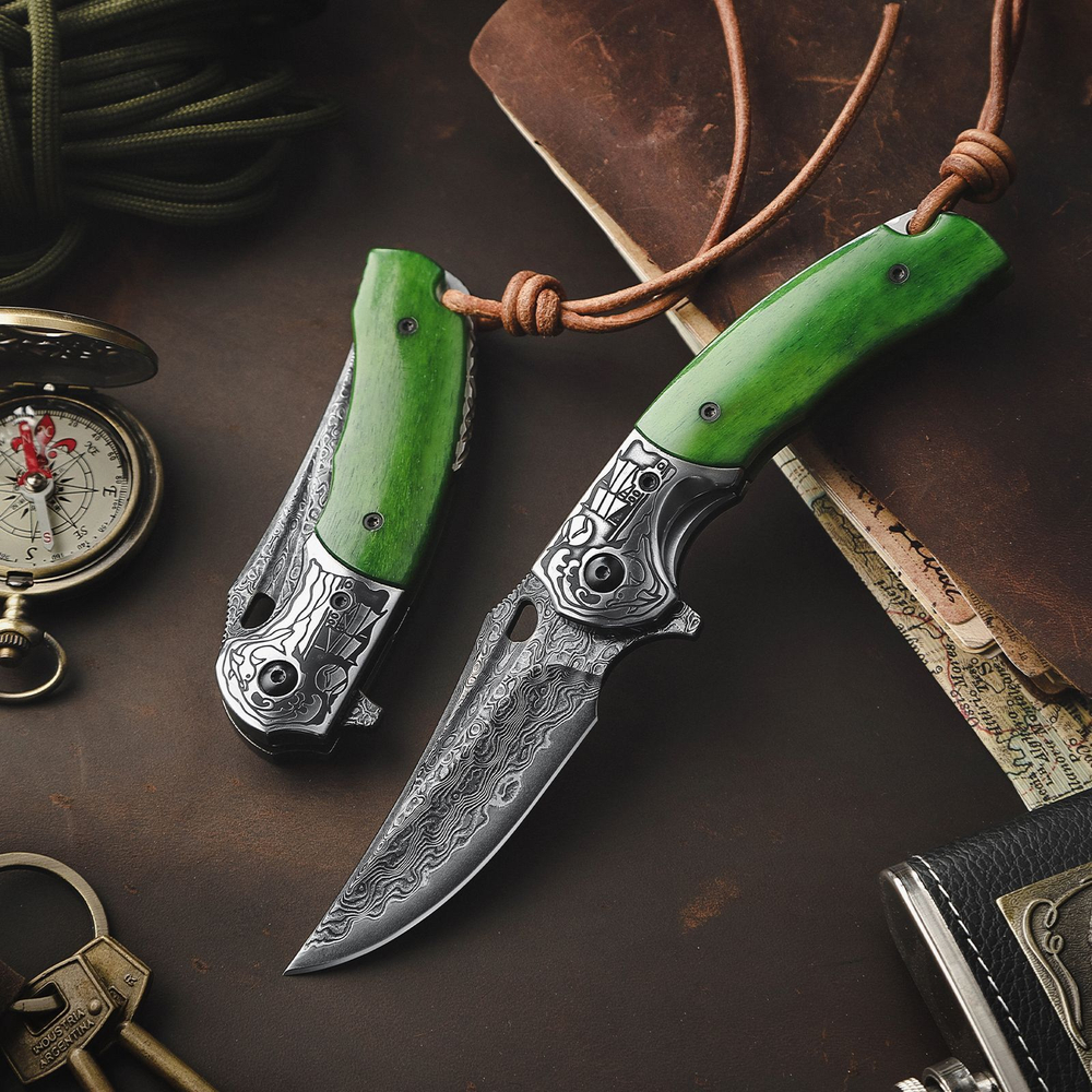 Складной туристический нож TRIVISA Puppis-02G/P клинок 67 Layers Damascus рукоять сталь и кость (зеленый)