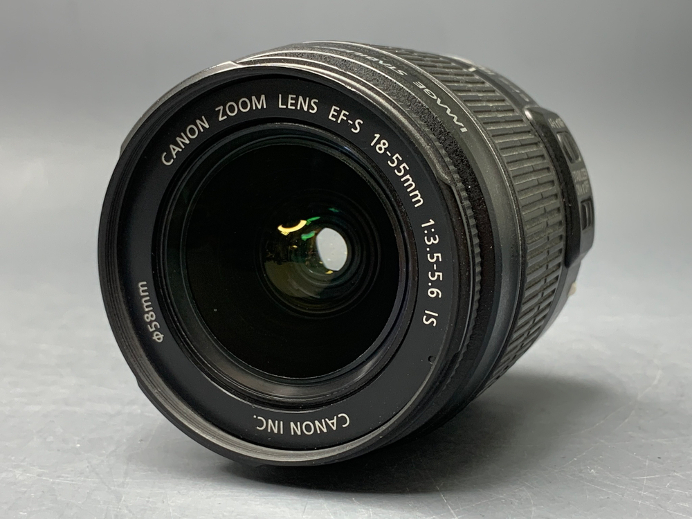 Canon EOS 600D kit 18-55mm 34000 кадров