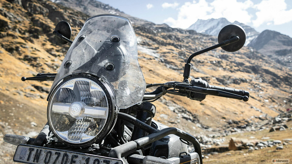 Royal Enfield Himalayan 450 Hanle Black (Premium / бескамерные шины) 2025