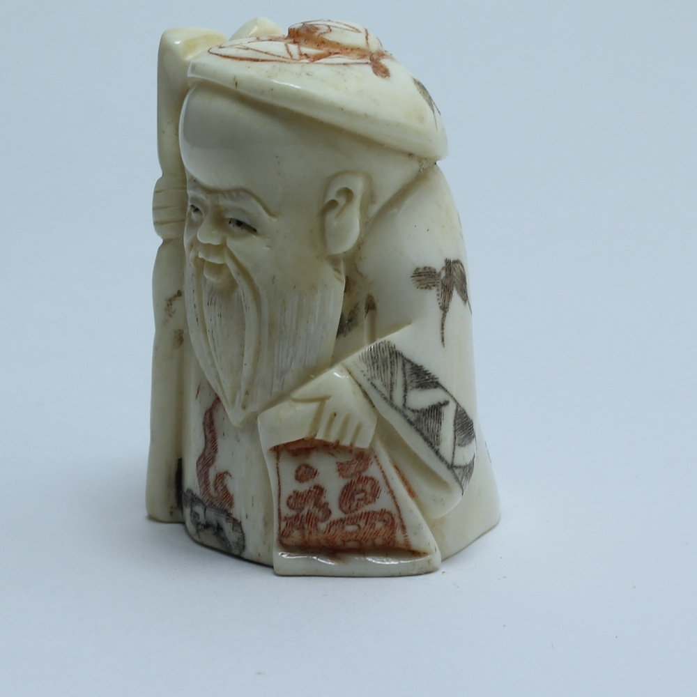 Нэцкэ Шоусин посохом и иероглифом Счастье