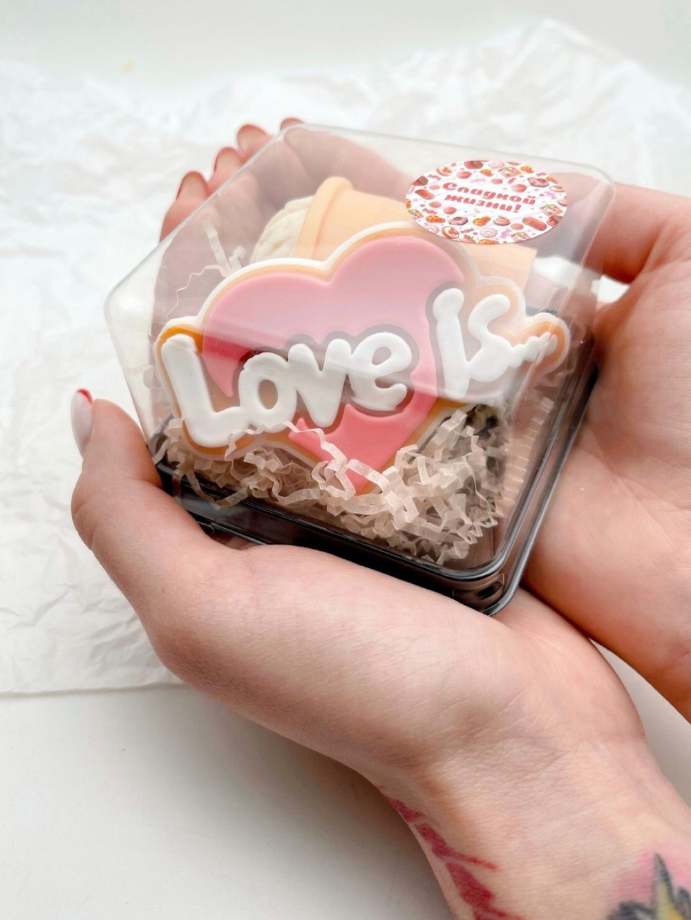 Оригинальный подарок - валентинка Magic Benefit Soap