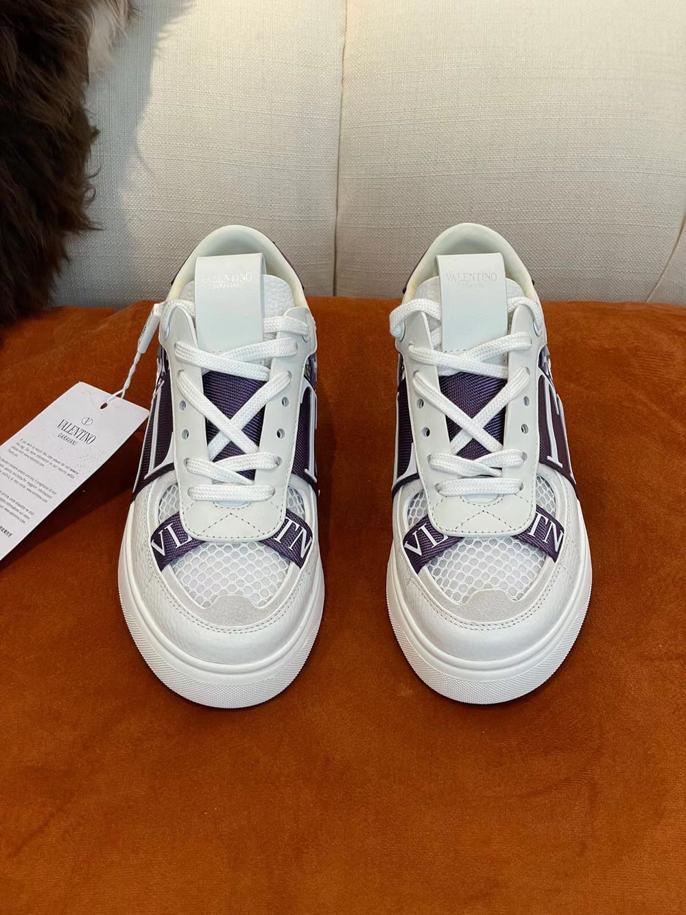 Кроссовки Valentino