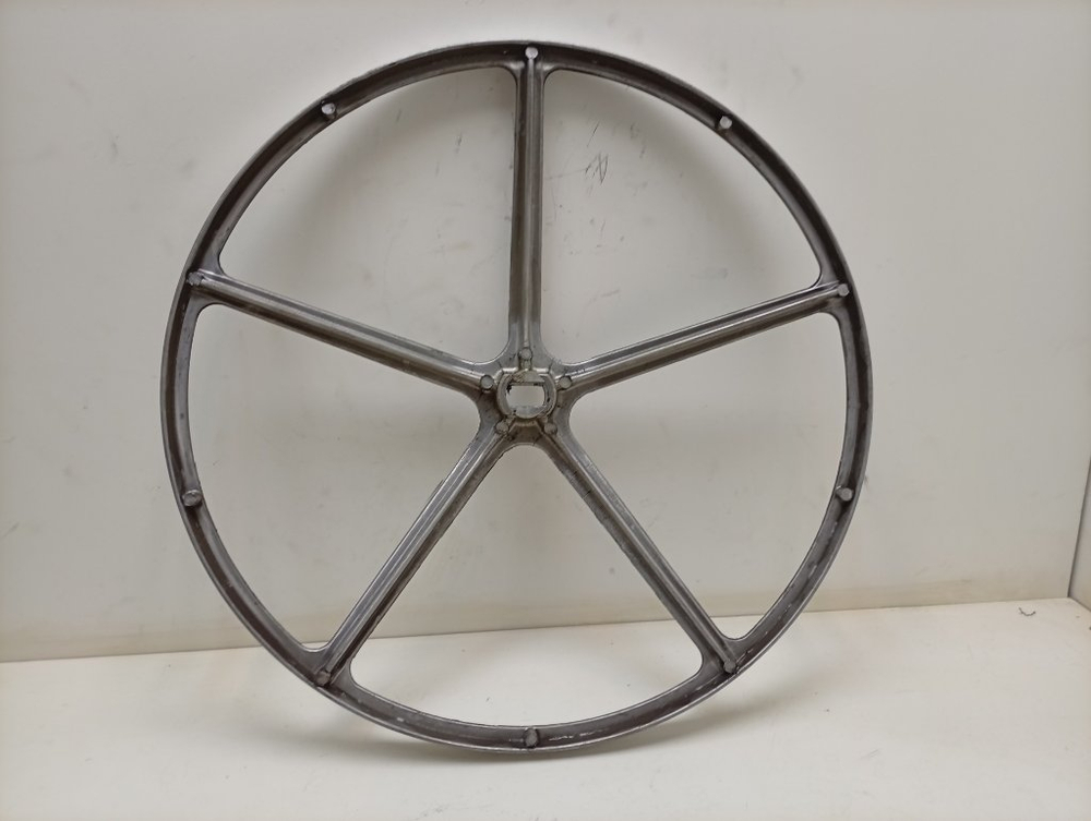 WDN2067WF кт37 Шкив бака для стиральной машины Indesit 174000149 б/у