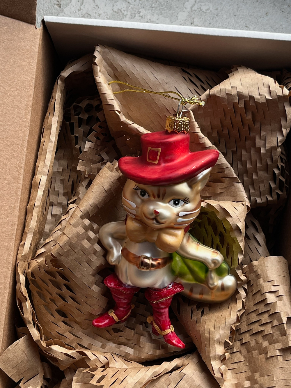 Новогодняя игрушка Кот в сапогах-стекло