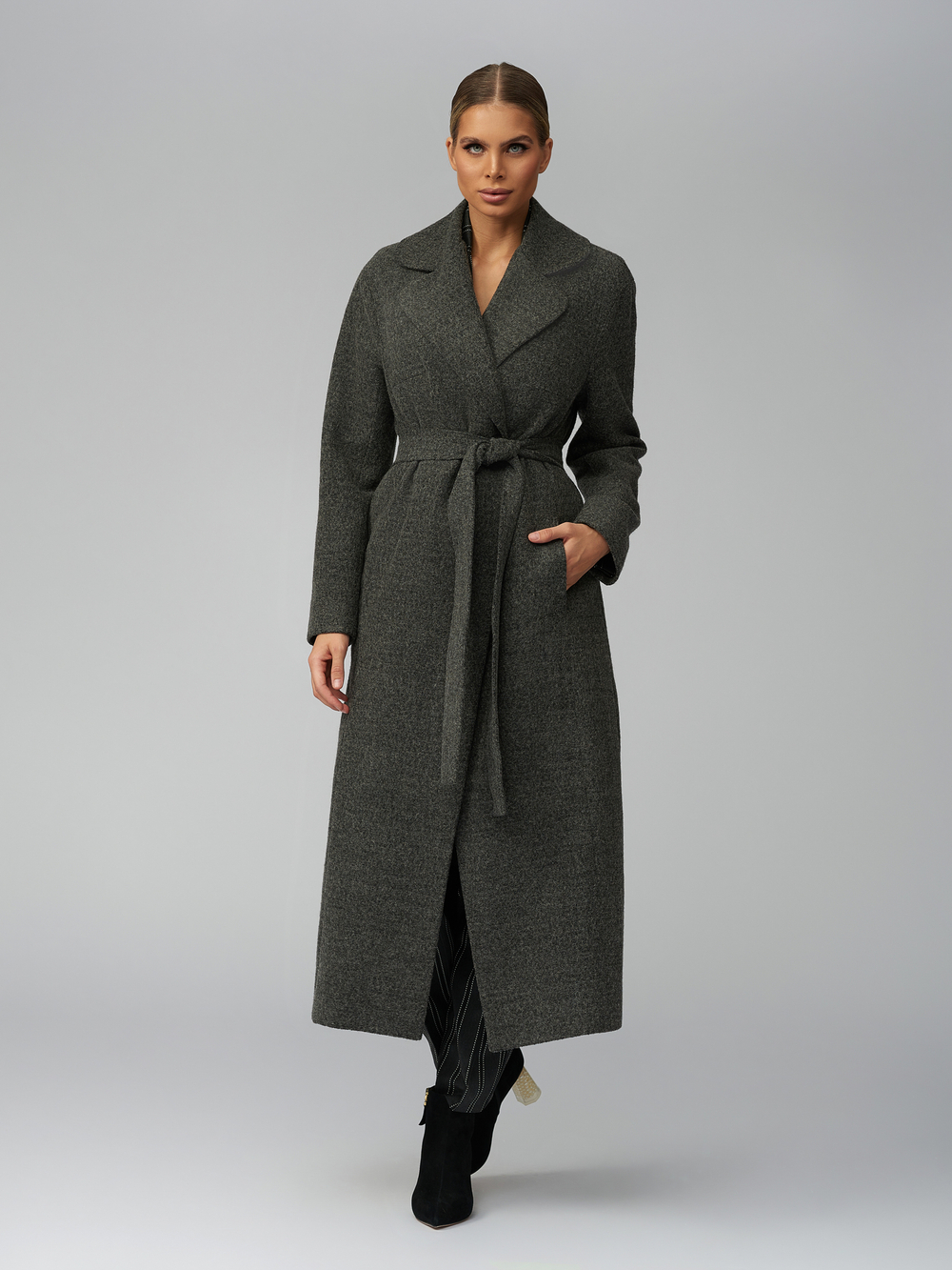 Пальто с поясом темно-серое