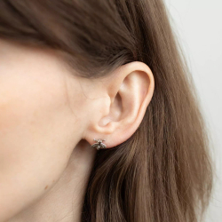 Mineral Weather Пусеты "Мушки"