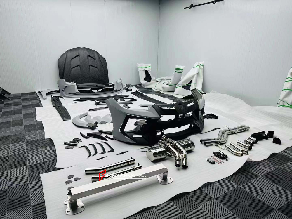 Обвес переделка для Lamborghini Urus 2018 в Urus S Performante Ламборгини Урус