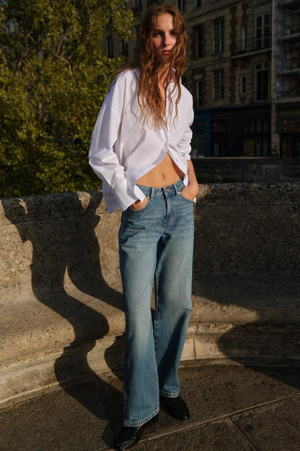 ZARA ДЖИНСЫ Z.03 REGULAR FIT С ВЫСОКОЙ ПОСАДКОЙ И УДЛИНЕННЫМИ БРЮЧИНАМИ, СИНИЙ