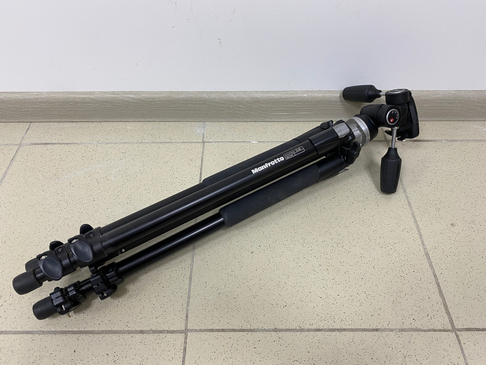 Manfrotto 055XPROB + Manfrotto 804RC2