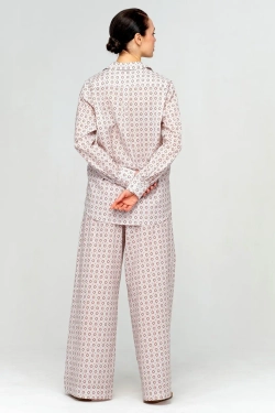 Костюм: брюки и рубашка REDKOE