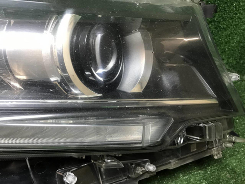 Фара правая Toyota LC Prado 150 (2017-н.в.) LED