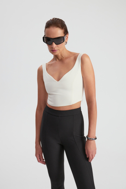 Топ молочный костюмный на молнии