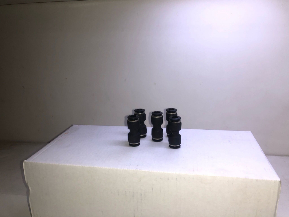 Фитинг пластиковый прямой черный 10мм 2шт Соединитель трубки ПВХ