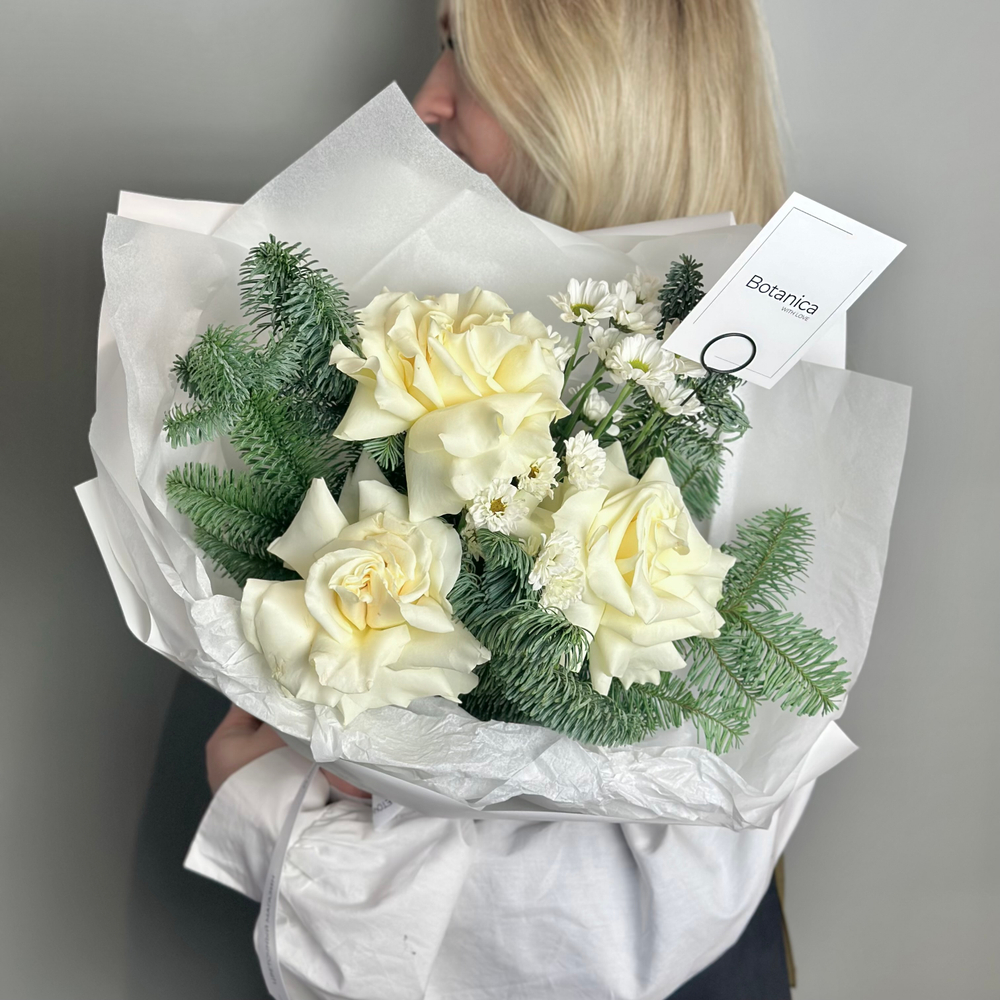 Букет с французскими белыми розами , сантини и нобилисом 71120251