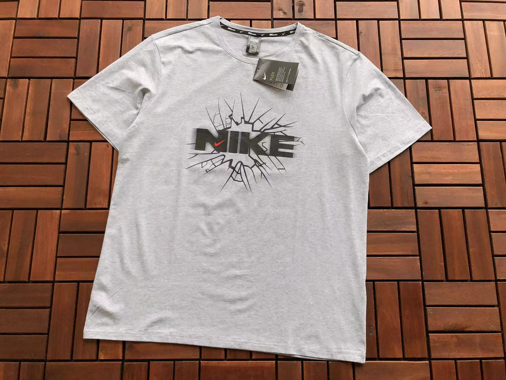 Купить футболку Nike