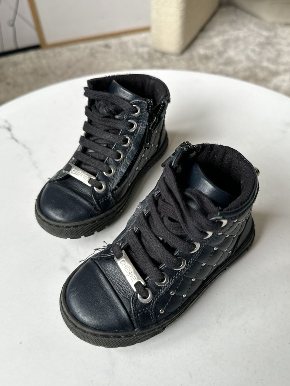 Кожаные кеды Cherie, 23