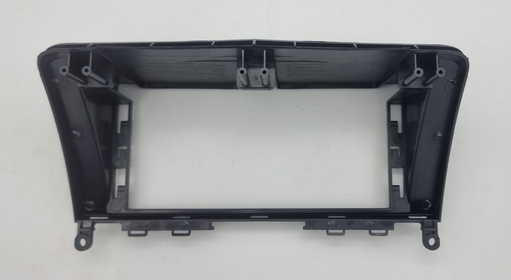 рамка магнитолы MERCEDES C class / CLK W204 2007-2010 NTG 4.0 для монитора LUX ONE KB-OL-3003