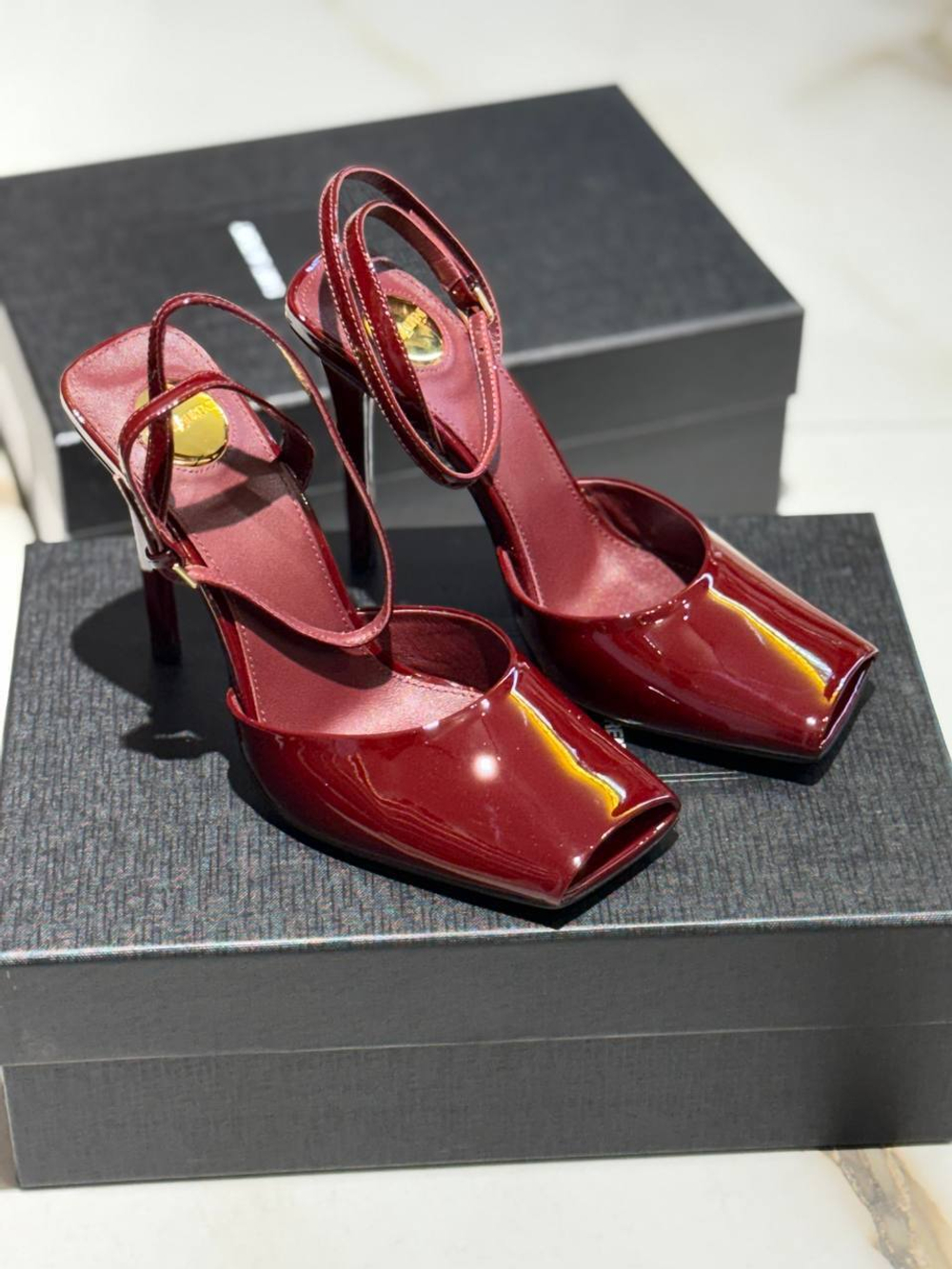 Босоножки Yves Saint Laurent, арт. 480086574
