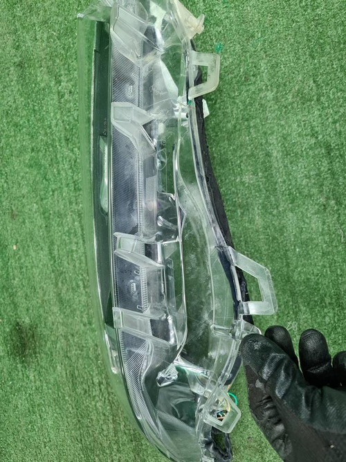 Стекло фары правое Toyota RAV4 5 XA50 (2018-н.в.)