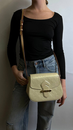 Сумка Louis Vuitton White Monogram Vernis Bellflower
