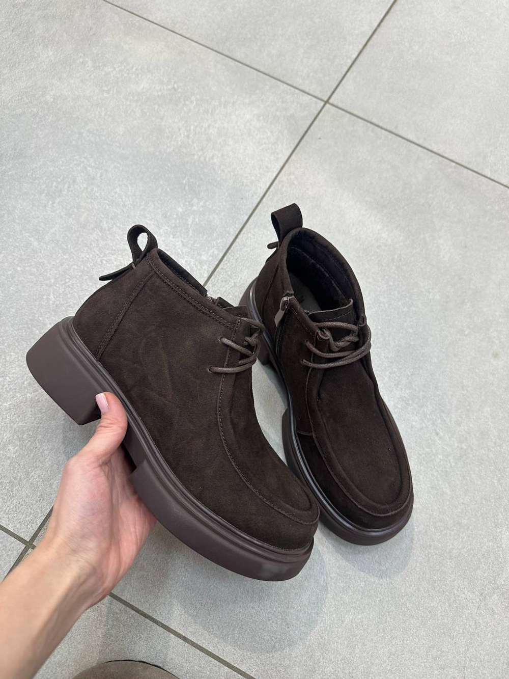 Полуботинки из натуральной замши