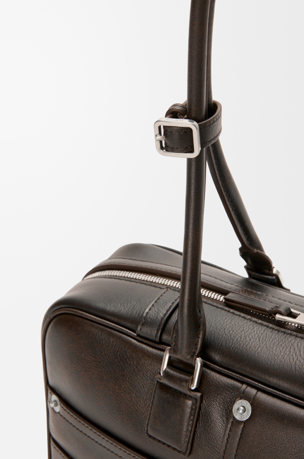Loewe Укороченная сумка Panta Amazona 31 из блестящей телячьей кожи, темно-коричневый