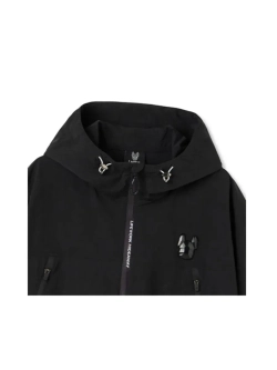 Нейлоновая куртка с капюшоном