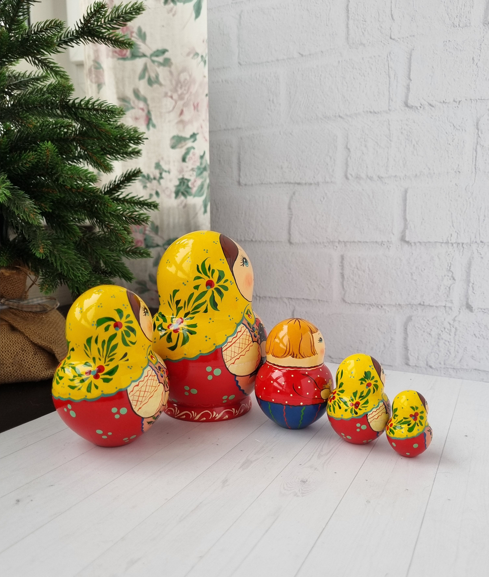 Матрёшки "С курочкой" традиция 5м 15см пузатая