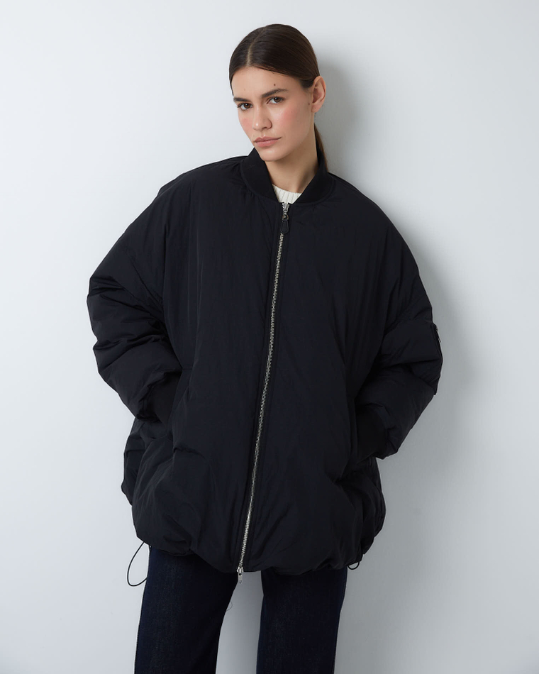 Бомбер на пуху черный