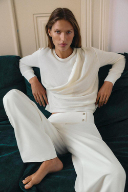 ZARA СВИТЕР ИЗ СТРУЯЩЕГОСЯ ТРИКОТАЖА, ЭКРЮ