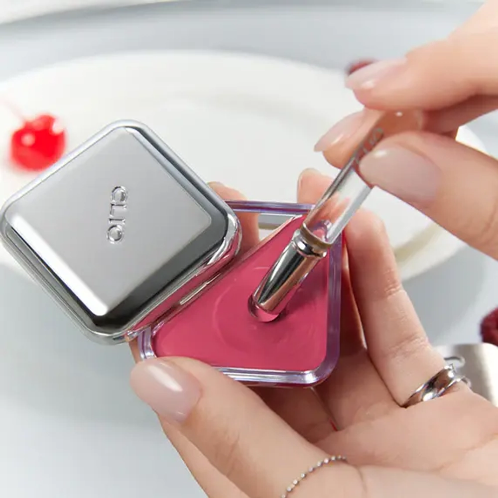 CLIO BABY TAPTAP LIP BRUSH - Силиконовая кисть для макияжа