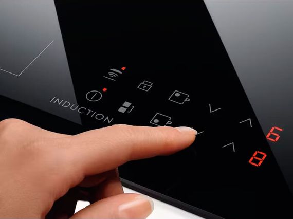 Варочная панель Electrolux LIV 63431 BK