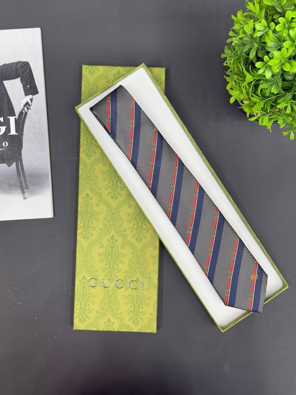 Галстук Gucci