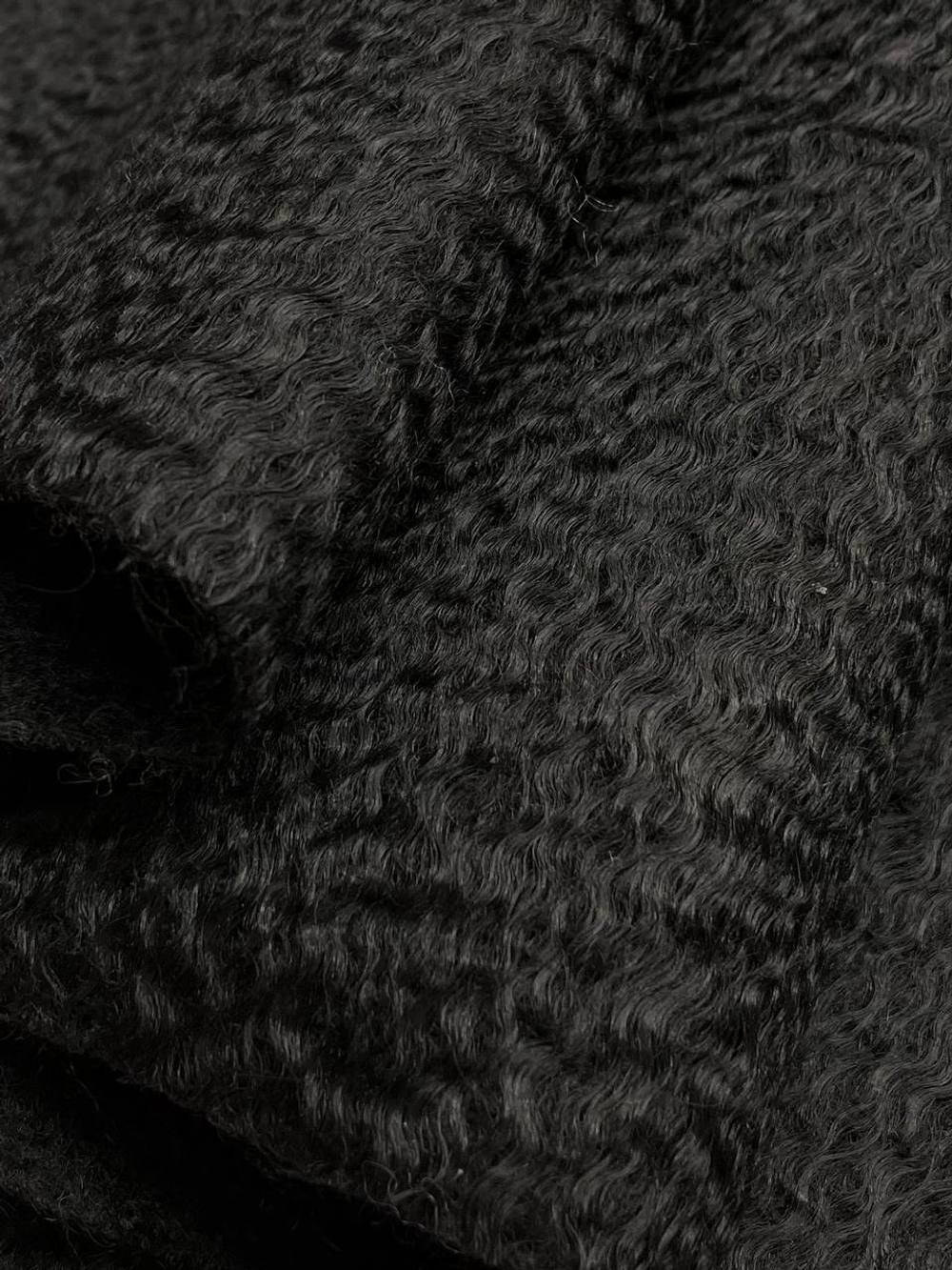 Шерсть с альпакой и п/а пальтовая Fendi черная фактурная